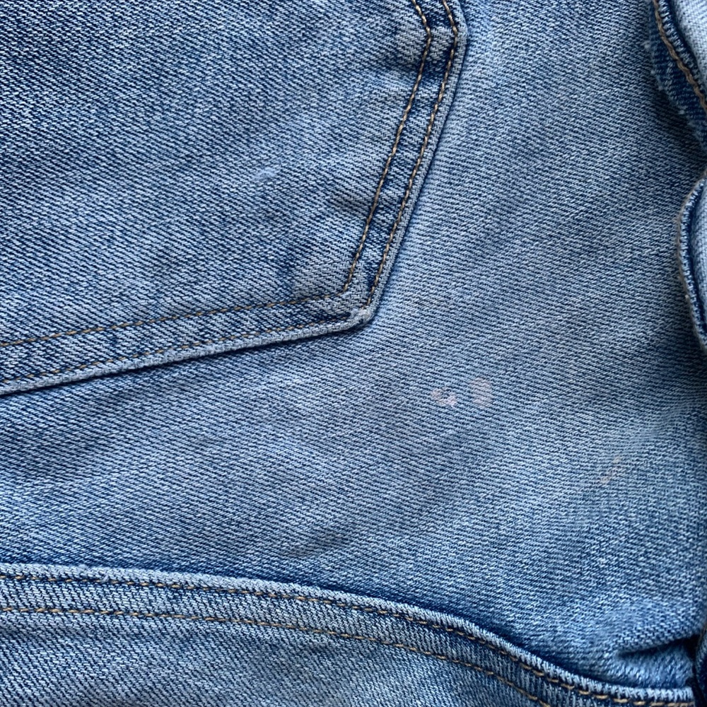 Old Navy jean shorts size 2 - Picture 2 of 4